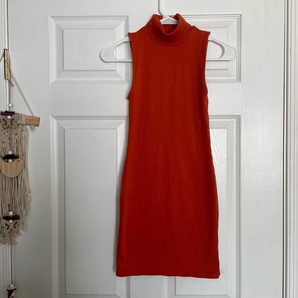 Zara Women’s size Small Sleeveless Rust Orange Turtleneck Dress
